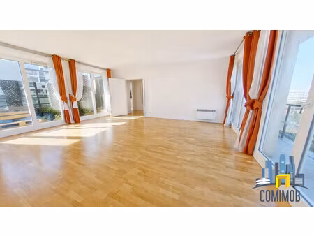 rare faubourg de l'arche – 105 m² seul sur palier, terrasse