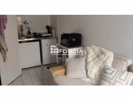 petit duplex proche place canclaux