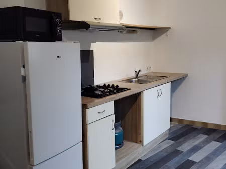 maison 2 chambres avec cour châtellerault