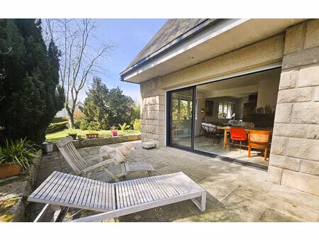 grand dinan-quevert : maison d'architecte des années 70 ,où il fait bon vivre ! cadre verd