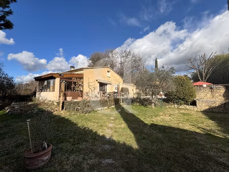 maison avec piscine – entre nyons et vaison-la-romaine