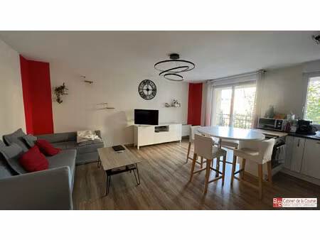 t3 meublé - terrasse et parking ext. - quartier haussmann