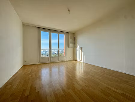 location t3 - garage et cave