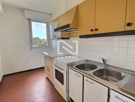 t1 / studio de 37.6m² secteur facultes et chu dans residence securisee proche transports e