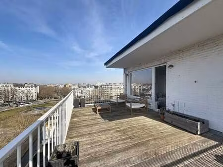 woluwé-saint-perre - penthouse 2 ch avec terrasses +-/ 75m²