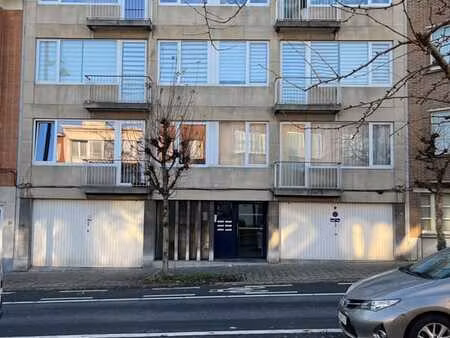 bel immeuble de rapport 6 logements et 2 garages