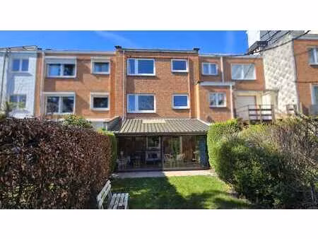 maison 3 chambres avec garage, véranda et jardin