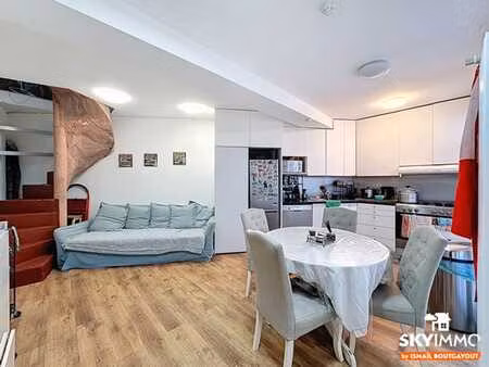 arriere-maison 2 ch - cour - 2 sdb - faibles couts coprop !