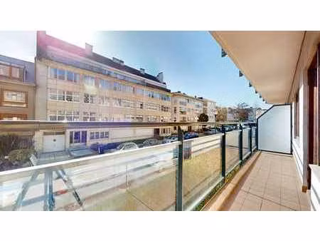 wsl/janvier - bel app +/- 90m2 - 2ch + 2 terrasses + cave