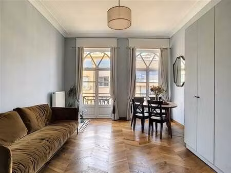 chatelain/flagey - cosy appartement 1 chambre meublé!