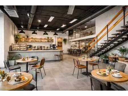 grand commerce à louer dans le centre de huy !