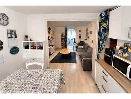 appartement rez-de jardin entre cinquantenaire et montgomery