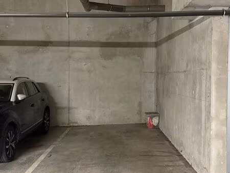 place de parking dans une résidence