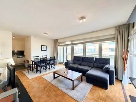 bel appartement meublé 2ch près du parlement européen