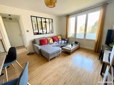 appartement 3 pièces 55 m²