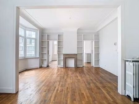 montjoie : superbe appartement de caractère