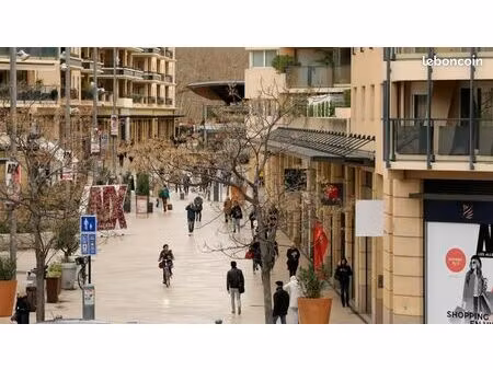 place de parking - les allées provençales