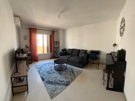 t2 meublé avec balcon – 42m² – quartier saint-roch, nice