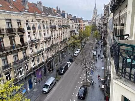 appartement lumineux au coeur de saint-gilles