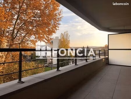 appartement 4 pièces 94 m²