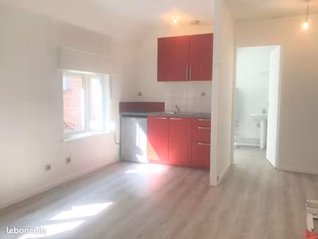 studio 1 pièce 22 m²