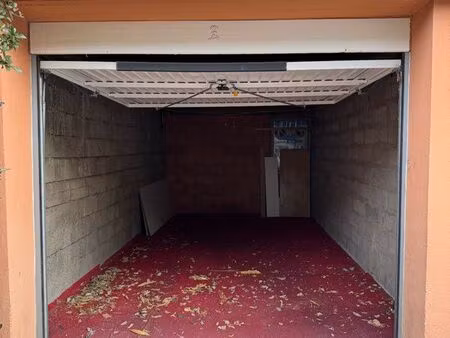 garage à louer