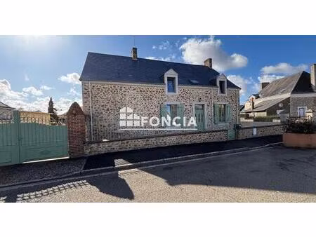 maison familiale hors lotissement dans conlie !