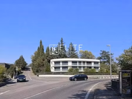 local commercial de 113m² en rez-de-chaussée – mouans-sartoux