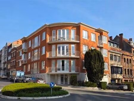 charmant appartement 2ch avec garage