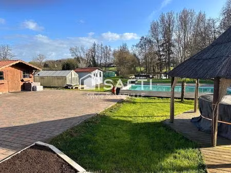 magnifique semi plain-pied avec piscine