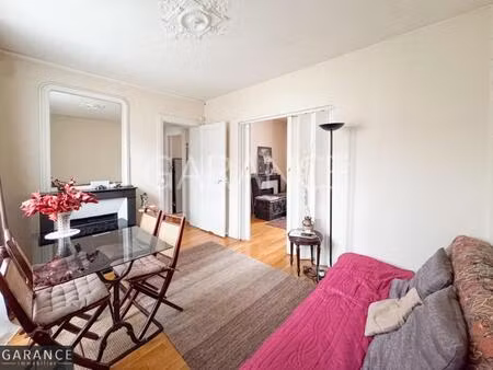 appartement 3 pièces de charme, en étage avec ascenseur 75