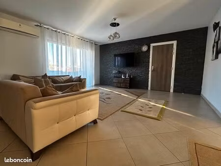 vends maison plain pied 5 pièces 132 m2