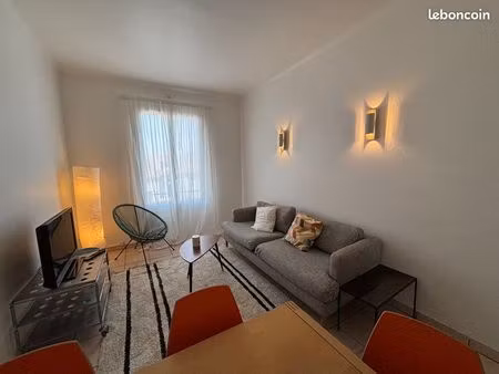 appartement t3 55m3 traversant dernier étage traversant avec balcon notre dame du mont con