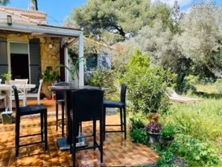 maison t4 avec grand jardin à la ciotat