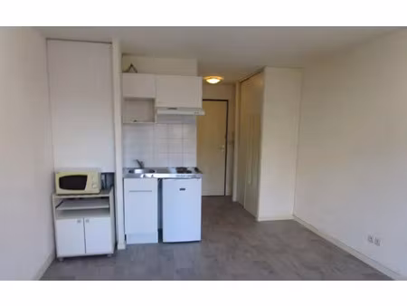 location appartement 1 pièce 24 m² à bordeaux (33000)