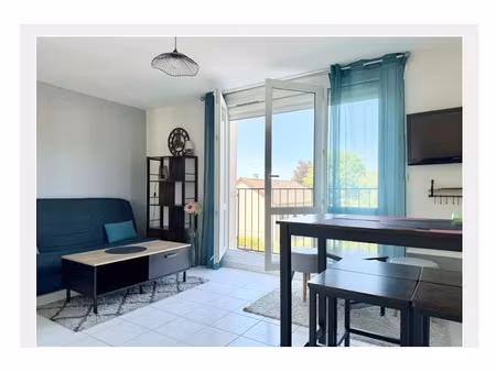 location meublée appartement 1 pièce 25 m² à la chapelle-saint-luc (10600), 420 €