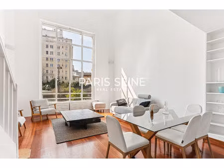 ** jasmin ** rare** atelier d'artiste en duplex baigné de lumière et meublé avec goût !**