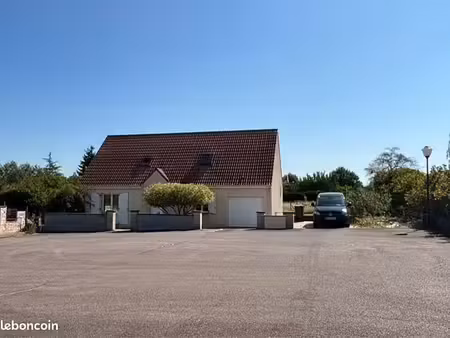 maison 3 chambres / jardin