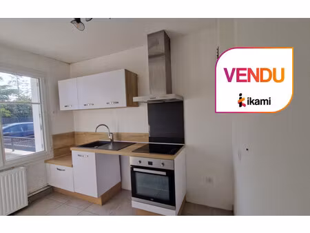 maison de 82 m² à montreuil bellay - 122 000 €