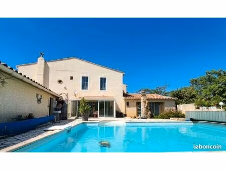maison 5 pièces 130 m² - 330 000