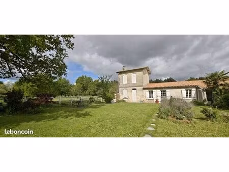 maison 3 pièces 130 m²