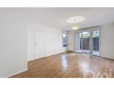 location appartement, 46.44 m² t-2 à créteil, 1 090 €