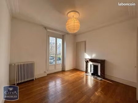 appartement 2 pièces 55 m²