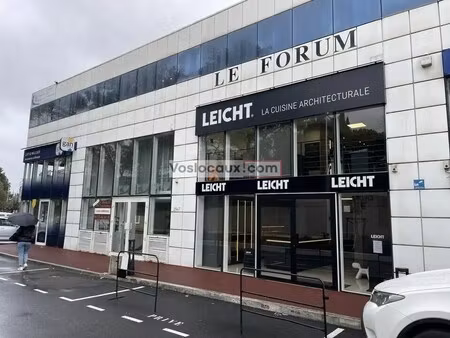 vente commerce 155 m²