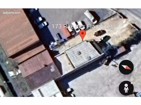 local pro 350m² + terrain 900m² – showroom + dépôt – mâcon sud – parking