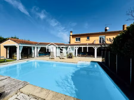 vente maison 6 pièces 240 m² montberon (31140)