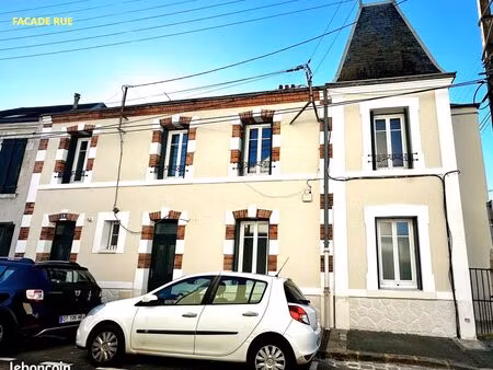 maison proche centre ville orleans t6 140m²
