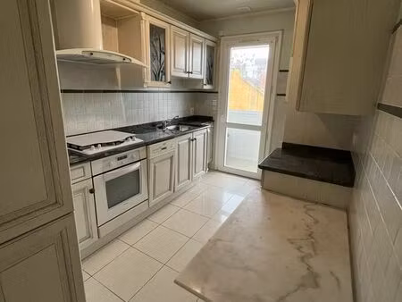 appartement t4 -66 m2 -centre-ville tarbes