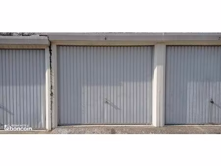 garage/box 13 m² roussillon