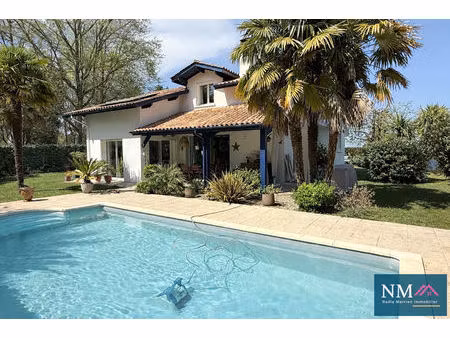 urcuit villa de 200m²